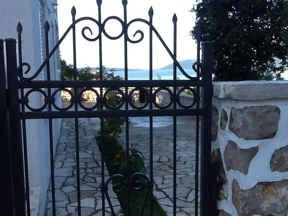 Villa Mirista لوستيكا الغرفة الصورة